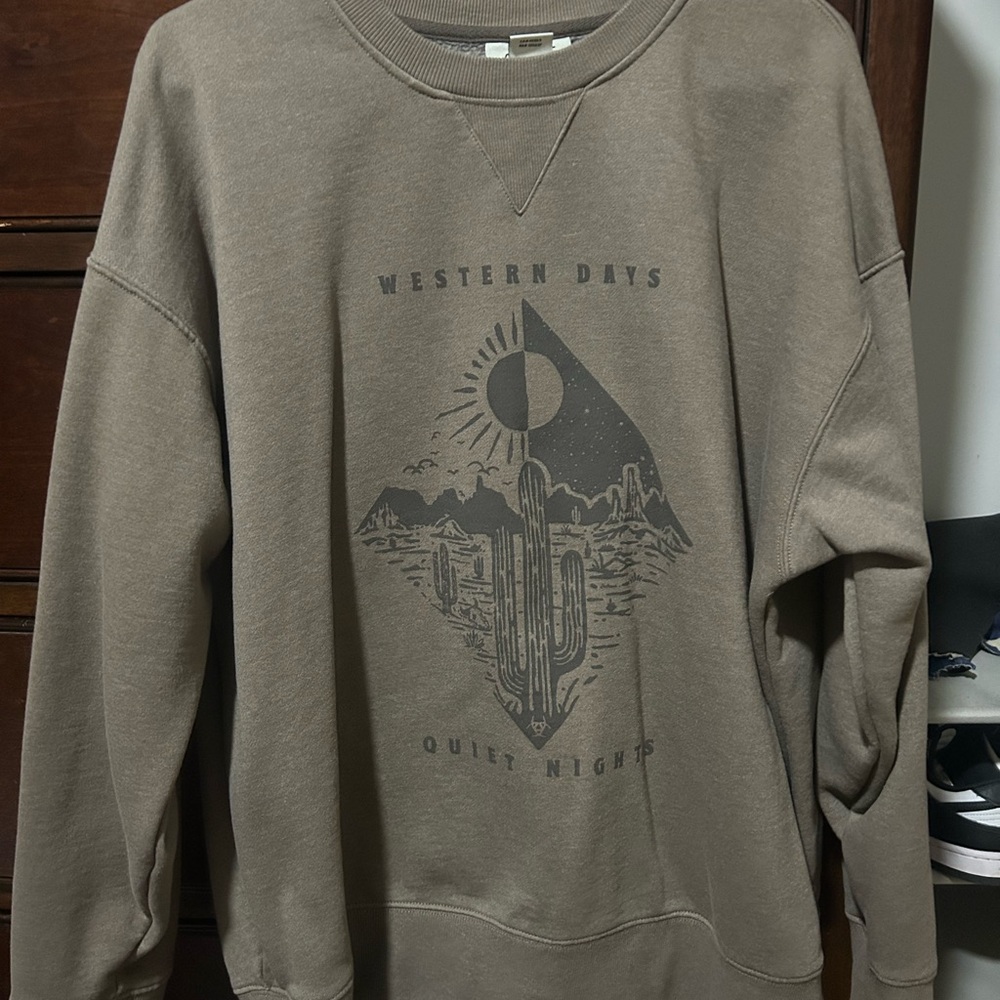 Ariat Brown Crewneck Sweater with Mountain Graphic